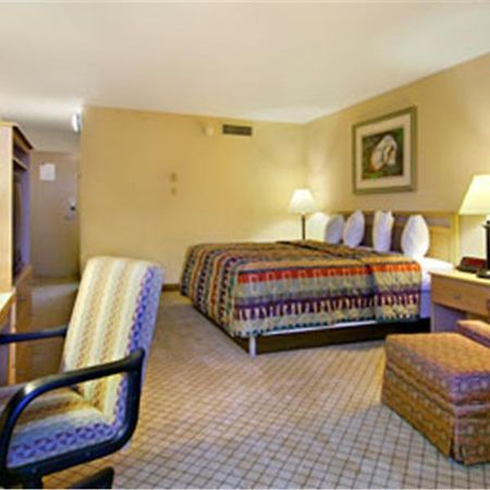 The New Grand Hotel Of Wichita Falls Room photo